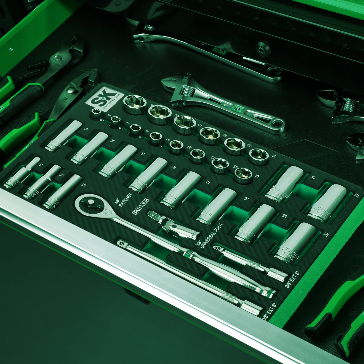 SK01308-216P - 31 Piece 3/8" Drive, 6 Point, Standard & Deep, Metric Chrome Socket Set View 9