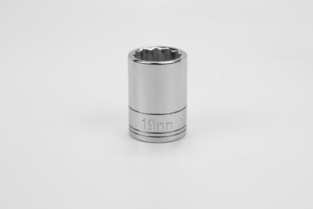 19 mm 1/2" Drive 12 Point Metric Standard Chrome Socket